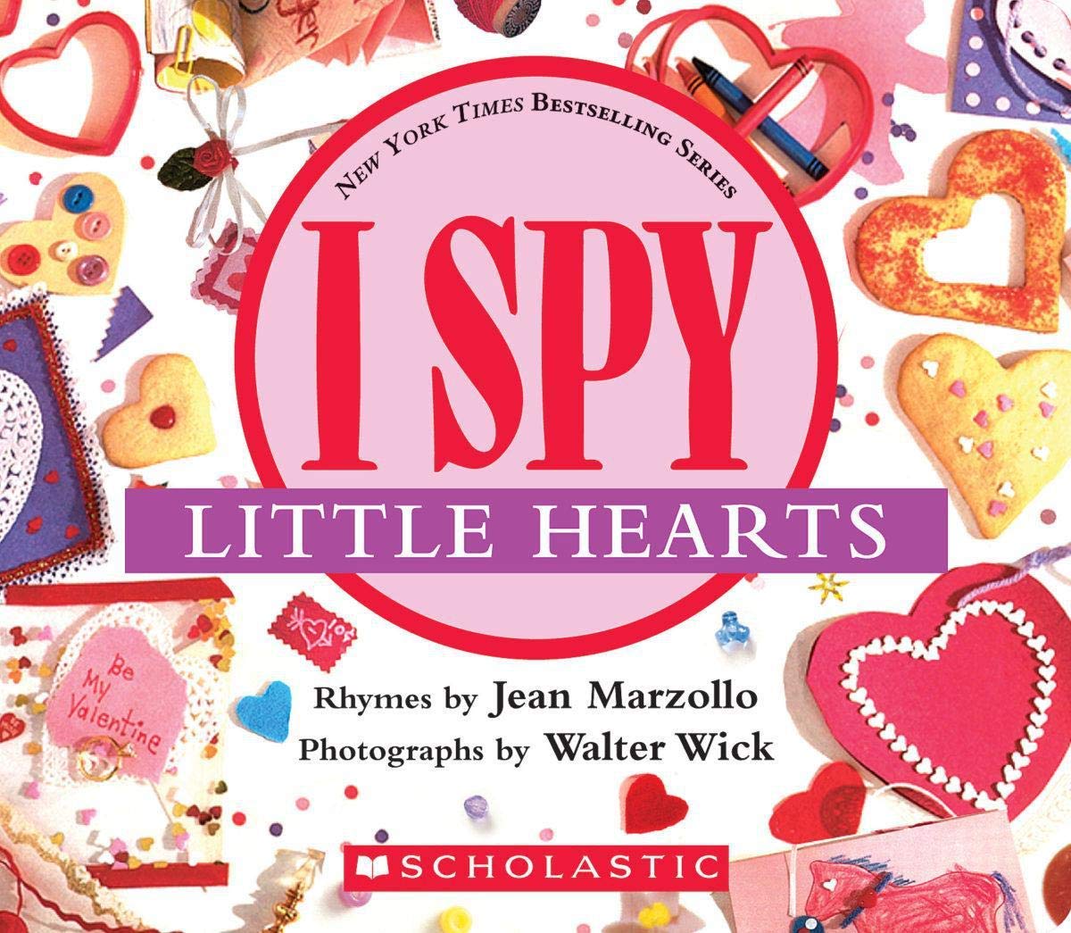 I Spy Little Hearts (with foil): A Book of Picture Riddles Board book