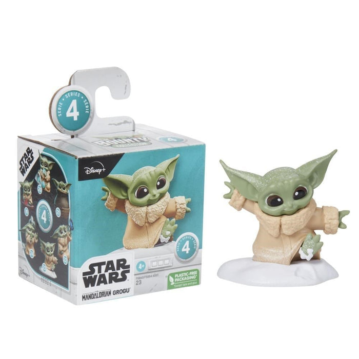 Star Wars The Bounty Collection Series 4 Grogu Walking in the Snow Pose F5854-F5860