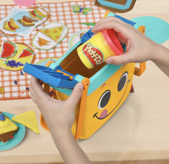 Hasbro Play-Doh Minions: The Rise of Gru Disco Dance-Off