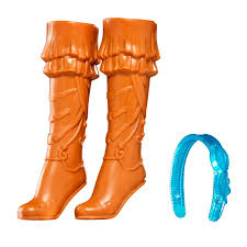 Hasbro Disney Princess Fashion Doll Royal Shimmer Pocahontas