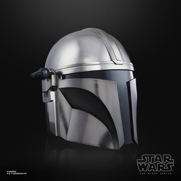 Hasbro Starwars Black Mandalorian Electronic Helmet
