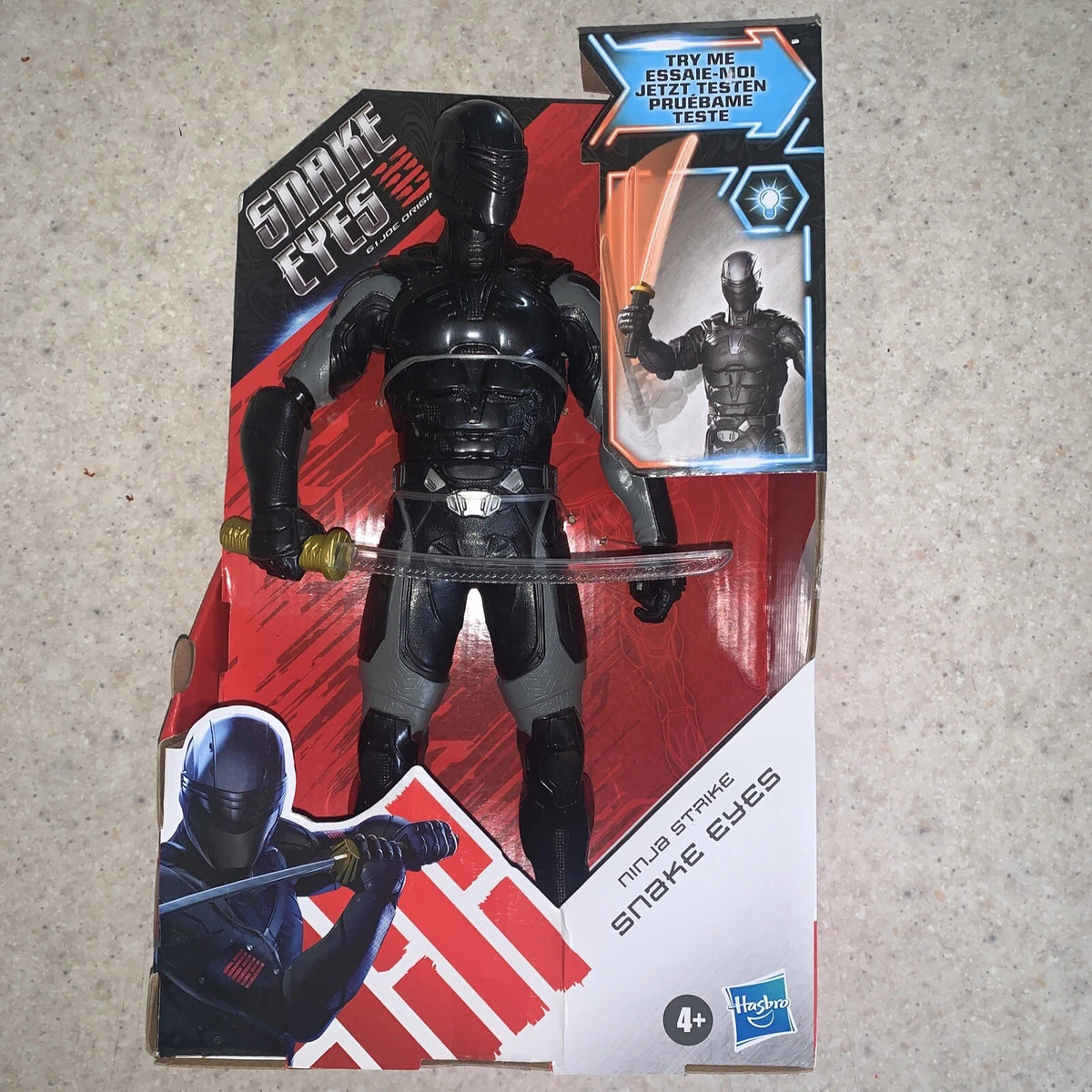 Hasbro G.I. Joe Ninja Strike Snake Eyes 12-Inch Action Figure — Book ...